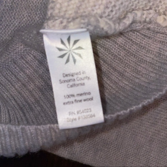 🔥🔥Athleta sweater with hood size xs - Picture 5 of 5